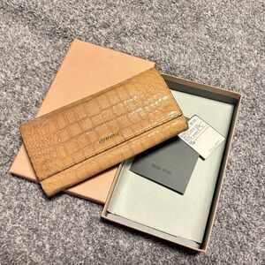 MIU MIU - Beige Wallet